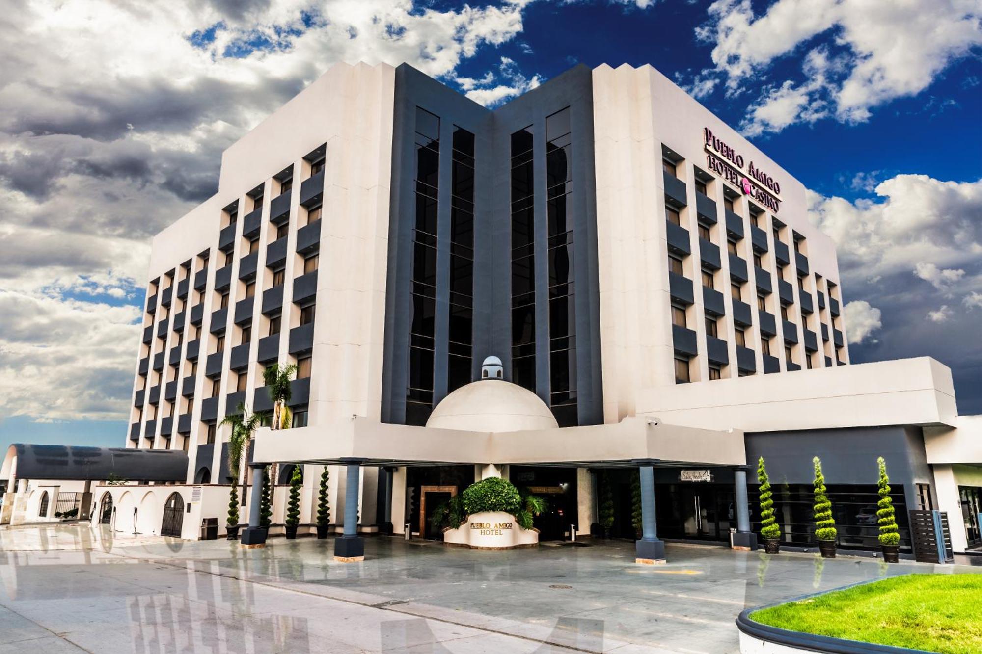 Pueblo Amigo Hotel Plaza Y Casino Tijuana Bagian luar foto