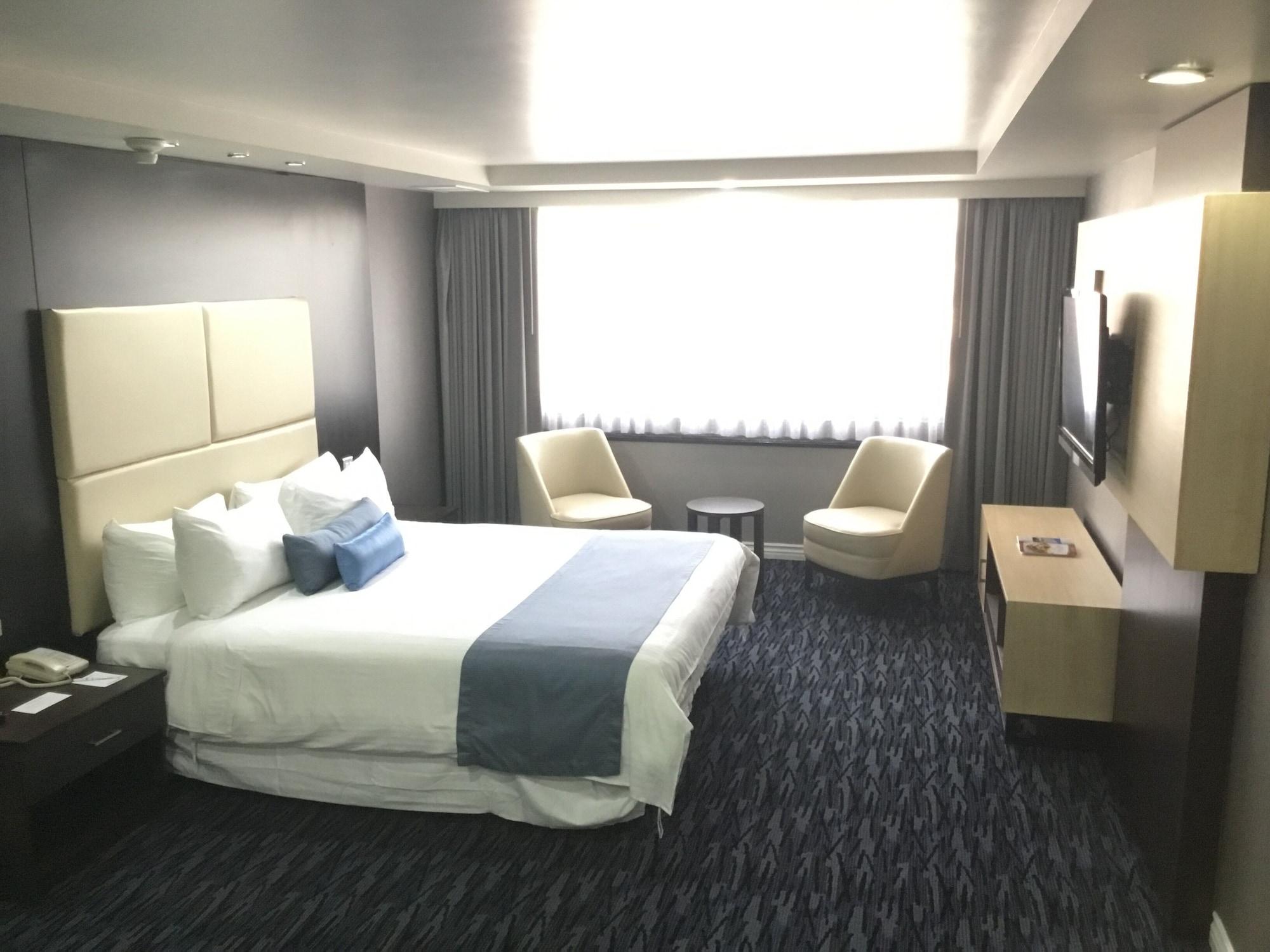 Pueblo Amigo Hotel Plaza Y Casino Tijuana Bagian luar foto