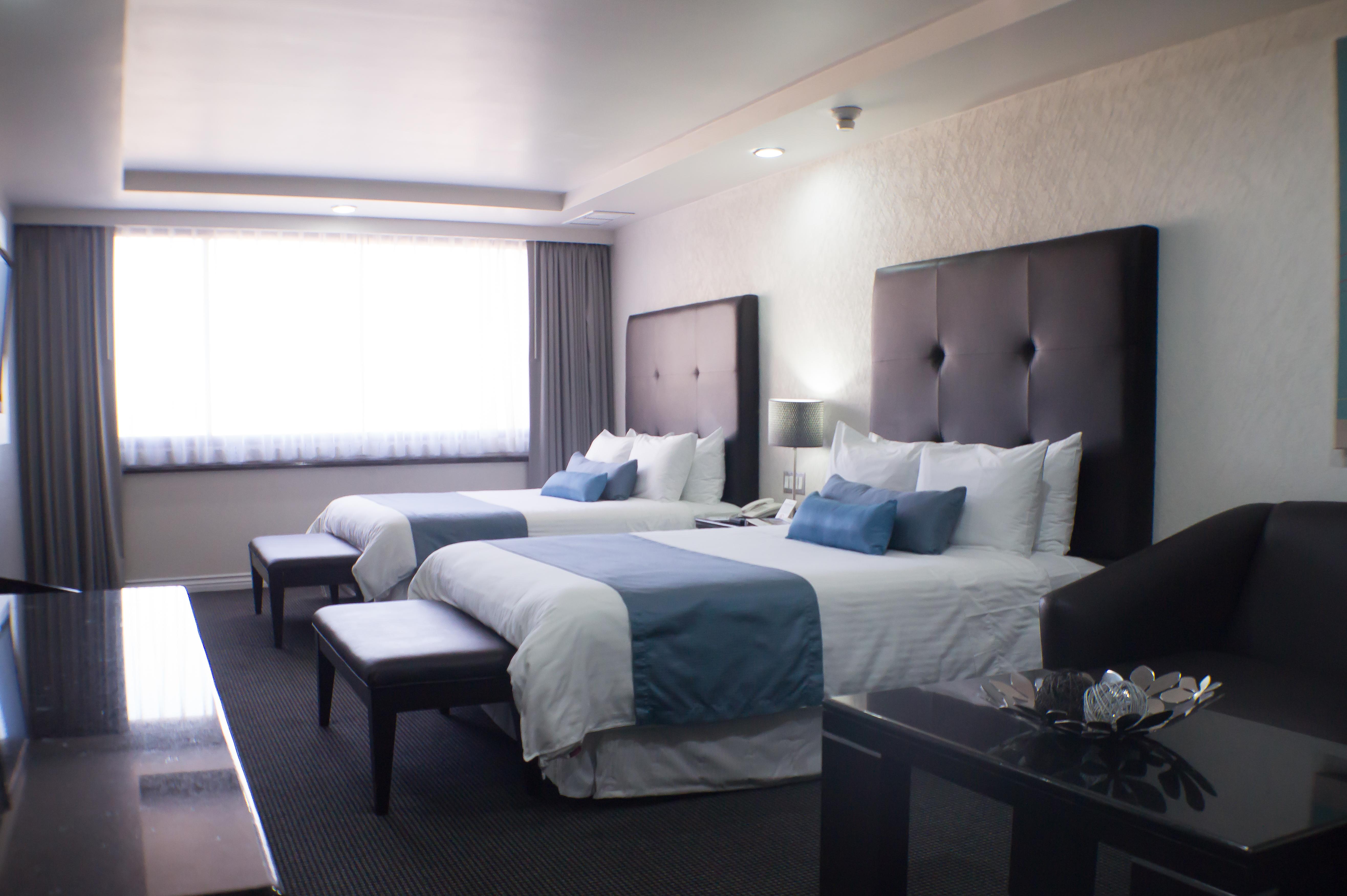 Pueblo Amigo Hotel Plaza Y Casino Tijuana Bagian luar foto