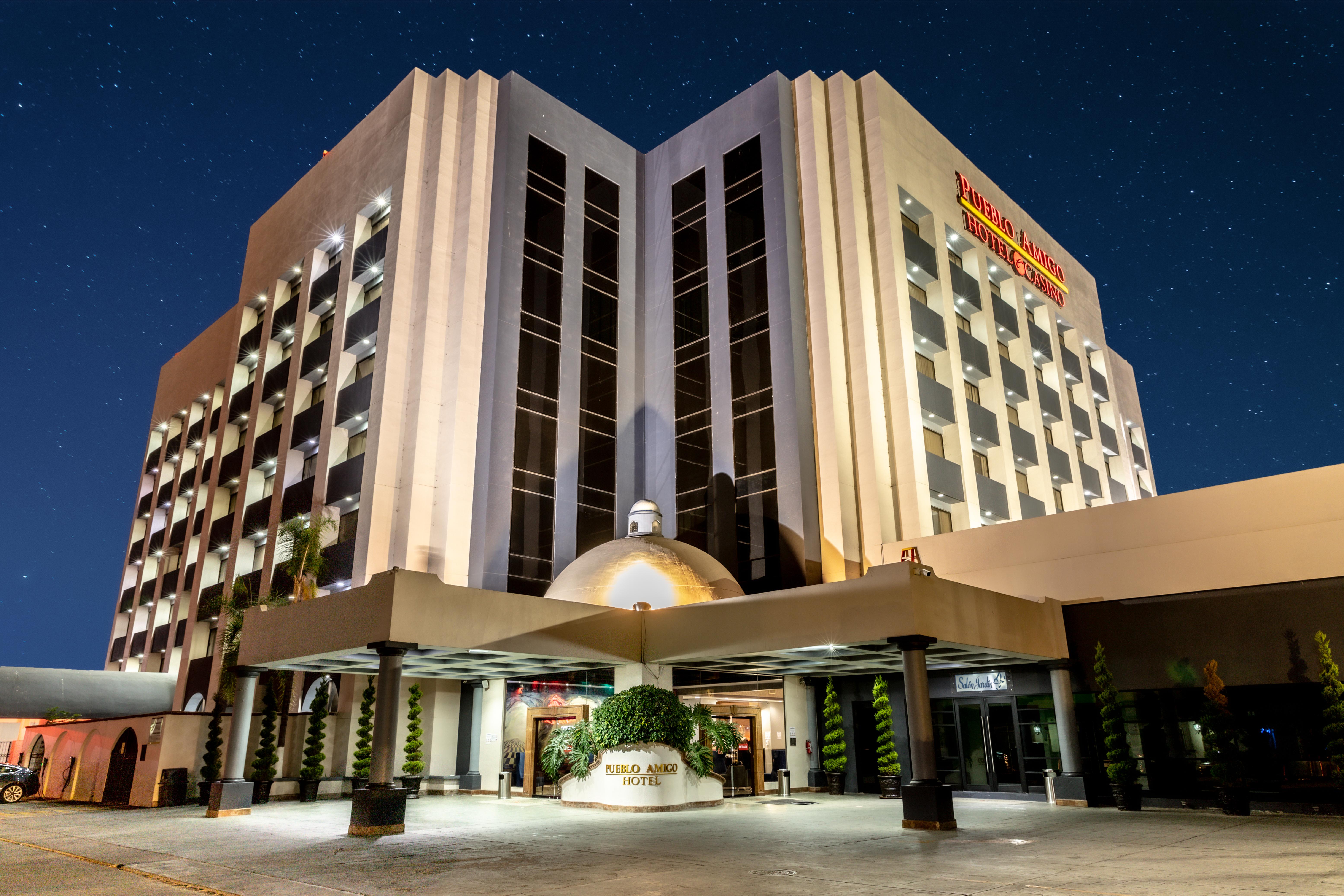 Pueblo Amigo Hotel Plaza Y Casino Tijuana Bagian luar foto